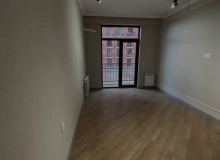 Binəqədi rayonu, Cəfər Xəndan küçəsi, West Town yaşayış kompleksi