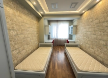 Abbas Mirzə Şərifzadə küçəsi