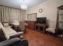 Abbas Mirzə Şərifzadə küçəsi