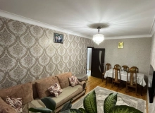 Suraxanı rayonu, E.Qasımov 15 Ballı marketin yanı