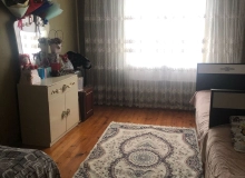 Nizami rayonu, Xalqlar Dostluğu metrosunun yaxını, Laçın Ticarət Mərkəzinin yanı