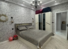 Zahid Xəlilov küçəsi