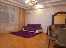 Q.Qarayev metro, Məmmədəli Şərifli küçəsi
