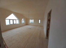 Mikayıl Müşfiq küçəsi