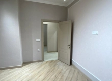 Binəqədi rayonu, Cəfər Xəndan küçəsi, West Town yaşayış kompleksi