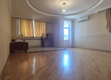 Mirzəağa Əliyev küçəsi