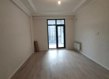 Sumqayıt Bulvarı, Bəyaz residence