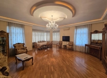 Şəmsi Bədəlbəyli küçəsi