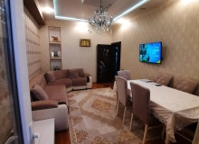 Vorovski, Cəfər Xəndan küç