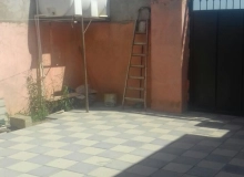 Satılır Binəqədi qəsəbəsi