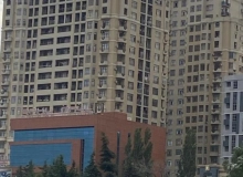 Satılır Baku mall-un binası